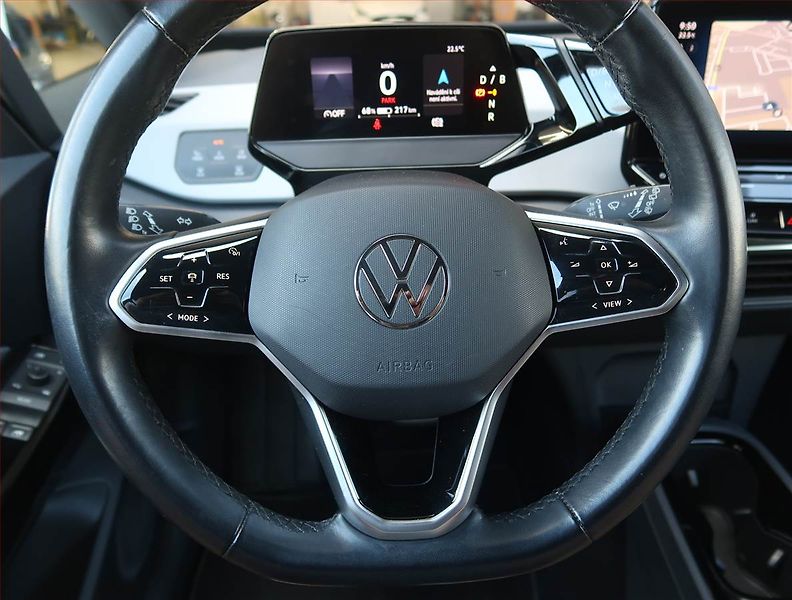 Volkswagen ID.3 (2021) Pro Perf. (62 kWh), SoH 92% - fotka 16 z 22