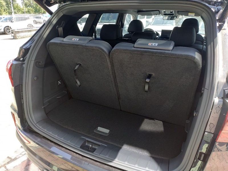 KGM Rexton 2.2 Premium 4WD, AT, SKLADEM - fotka 31 z 32