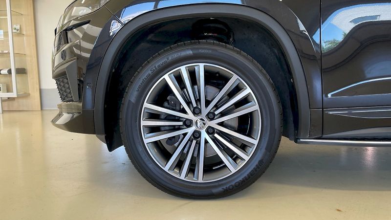 Škoda Kodiaq (2022) Laurin&Klement 2,0TDI 147Kw DS - fotka 10 z 35