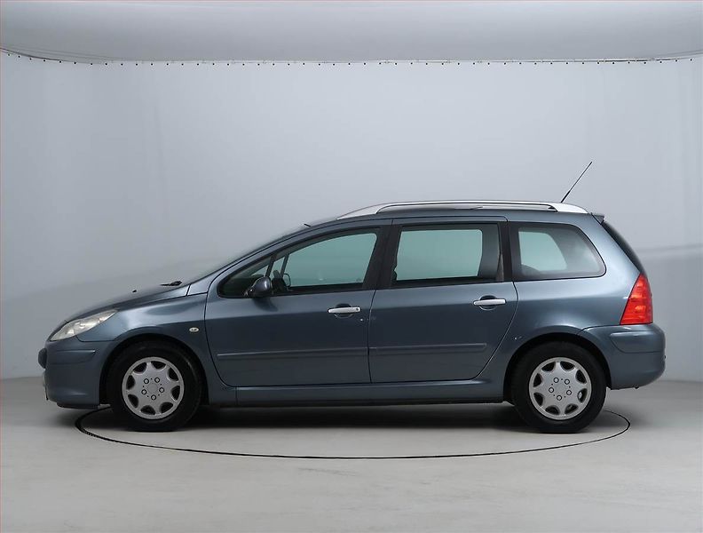 Peugeot 307 (2008) 1.6 HDi, 7 míst, Serv.kniha - fotka 3 z 16