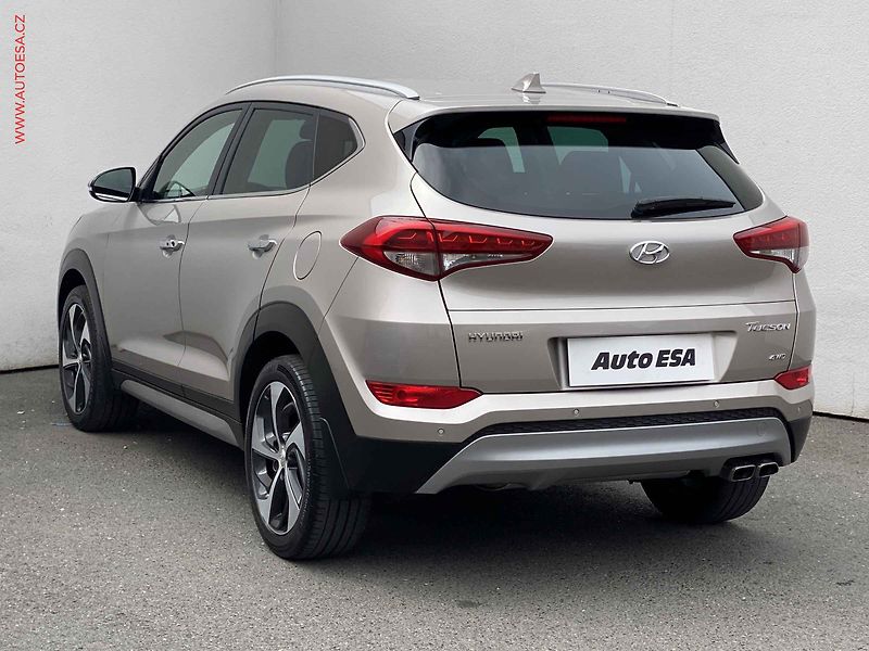 Hyundai Tucson (2018) 2.0 CRDI 4x4, ČR, AC, výhřev - fotka 6 z 19