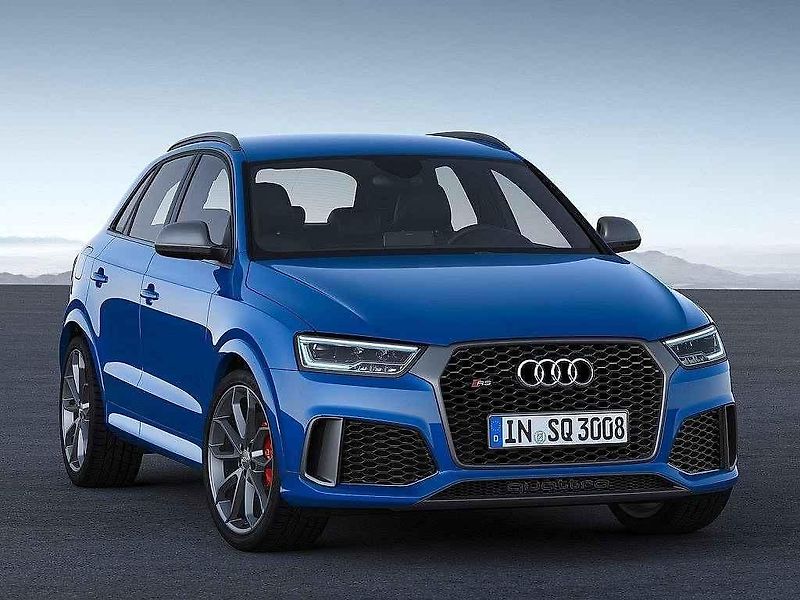 Audi RS Q3 performance.