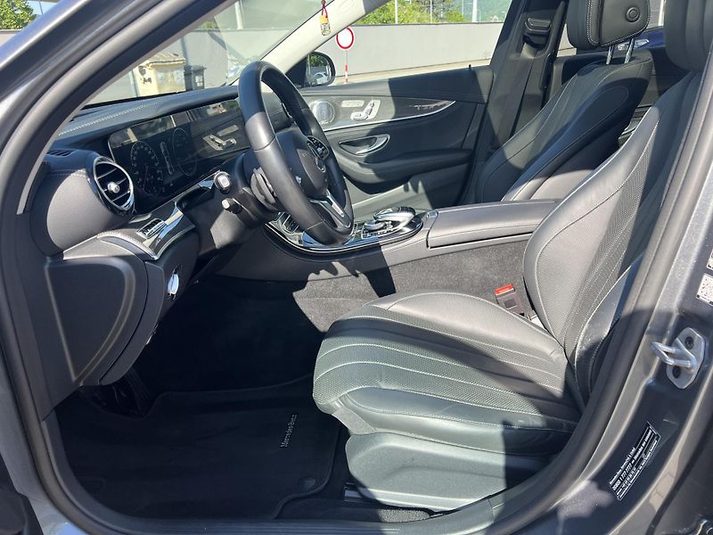Mercedes-Benz Třídy E 400d 4 Matic vzduch plná výbav - fotka 8 z 29