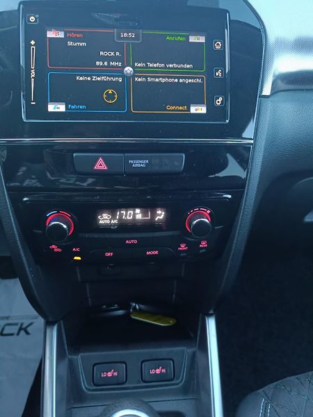 Suzuki Vitara 1.4/103kW, Elegance, 66 000KM! - fotka 32 z 42