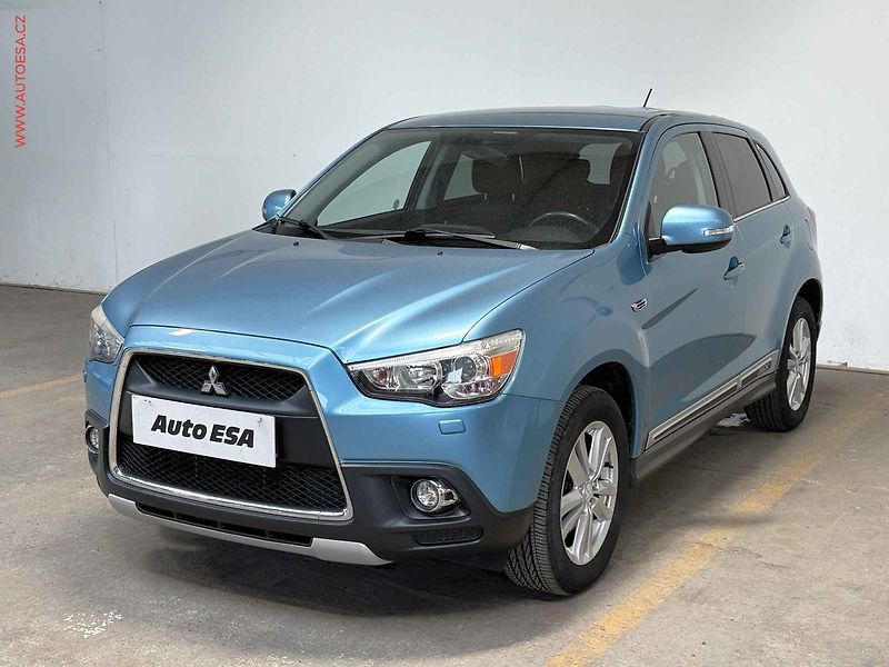 Mitsubishi ASX (2011) 1.8Di-D 4x4, ČR, Xenon - fotka 3 z 14