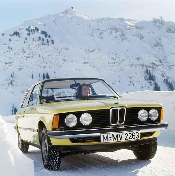 BMW E36 - karosářské varianty kabrio, kupé a sedan