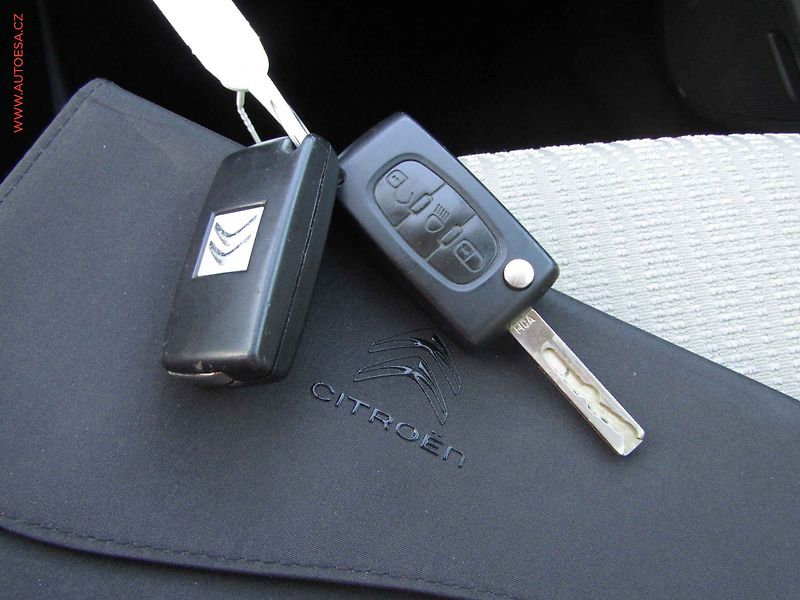 Citroën C4 Picasso (2012) 1.6 HDi, Exclusive - fotka 20 z 20