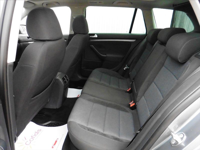 Volkswagen Golf 1.4 TSi Style Navi Xenon - fotka 8 z 14