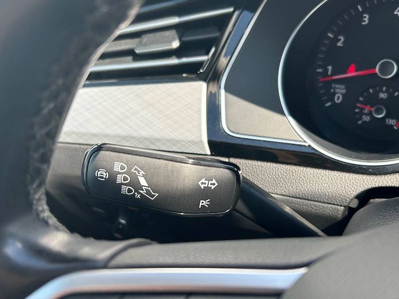 Volkswagen Passat Business 1,5TSI - fotka 14 z 26