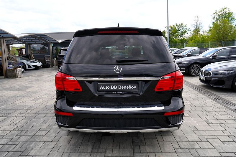 Mercedes-Benz GL 350d/4Matic/AMG/ČR/DPH - fotka 5 z 47
