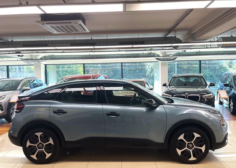 Citroën C4 1.2 PT, 96 kW, FEEL, ČR, 1.MAJ - fotka 7 z 27