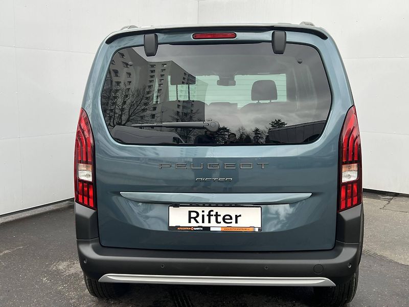 Peugeot Rifter (2026) GT S&S EAT8 1,5 BlueHDi - fotka 4 z 8