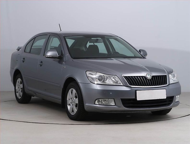 Škoda Octavia (2011) 1.6 TDI, Serv.kniha, nová STK - fotografie inzerátu