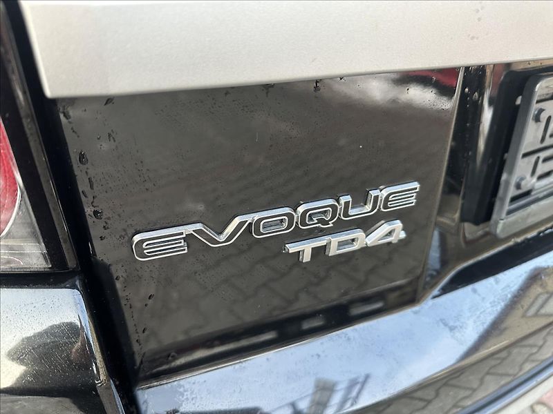 Land Rover Range Rover Evoque 2,2 4x4 TD4 SERVISKA - fotka 24 z 24