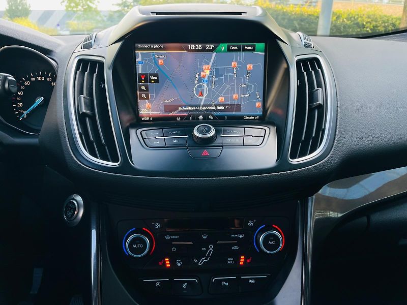 Ford C-MAX 2.0TDCi MANUÁL VÝHŘEV TAŽNÉ  - fotka 36 z 47