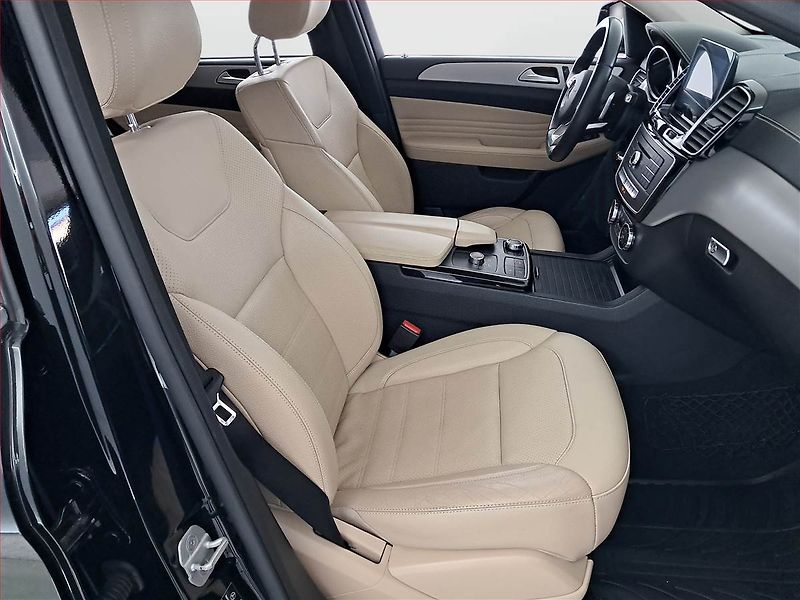 Mercedes-Benz GLE (2016) 350 d - fotka 9 z 20