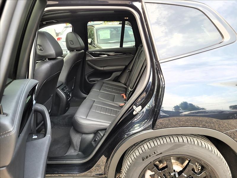 BMW iX3 0,0 80kWH,210kw,navi,kůže,led, - fotka 14 z 50
