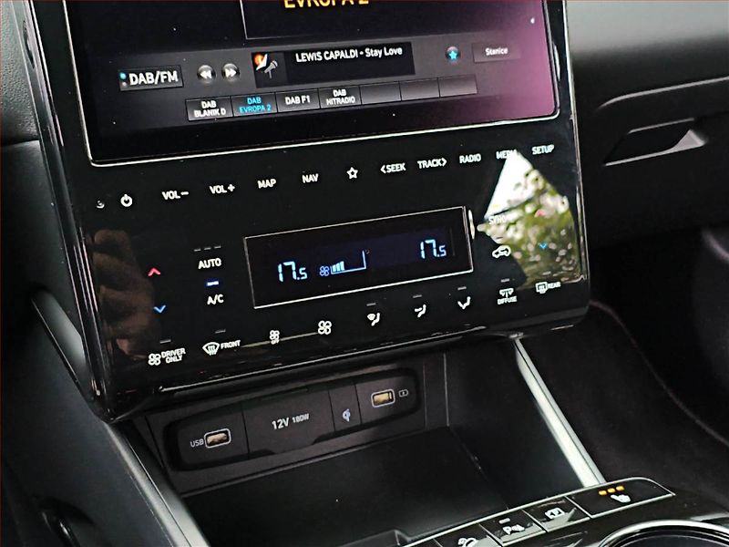Hyundai Tucson (2022) N-Line 1.6 T-GDI 48V MHEV - fotka 15 z 17