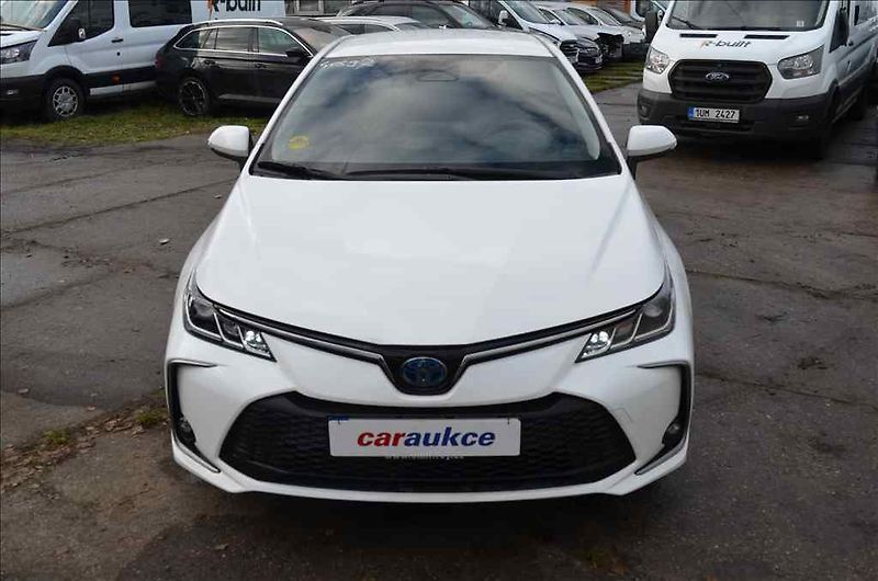 Toyota Corolla (2024) 1,8 HYBRID - fotka 2 z 15
