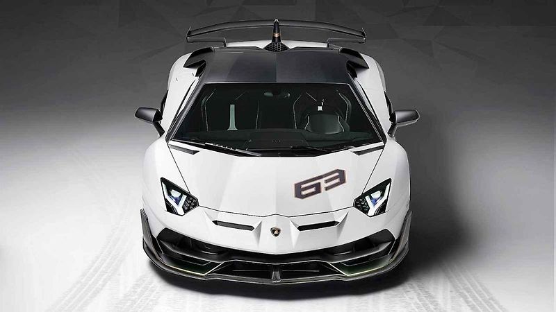 Lamborghini Aventador SVJ