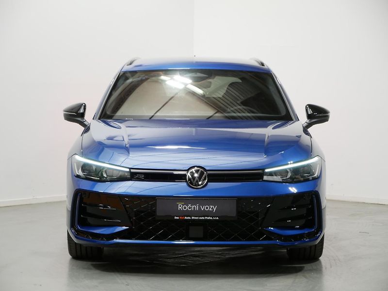 Volkswagen Passat - fotka 4 z 25