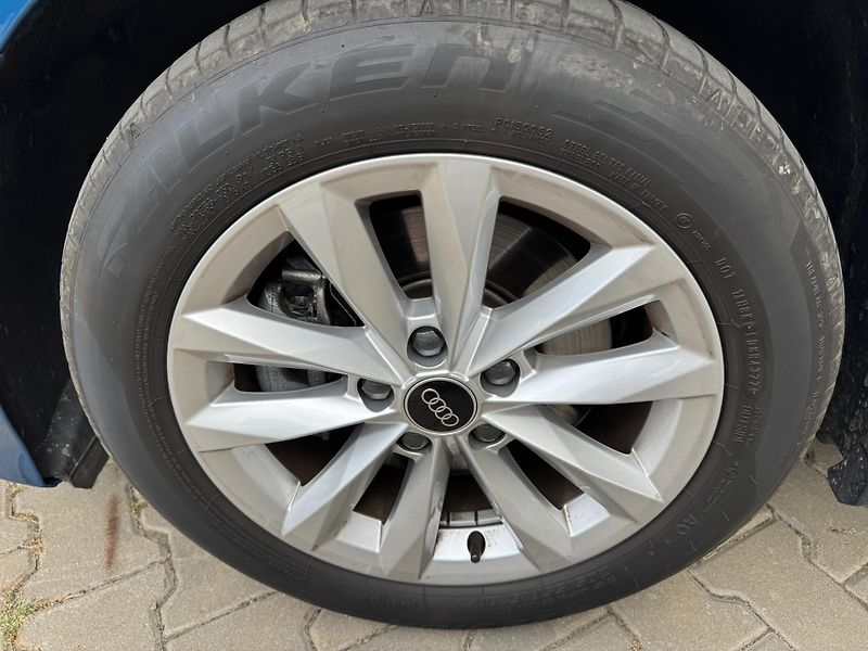 Audi A3 35TFSi WEBASTO 1 maj. ČR DPH! - fotka 27 z 31