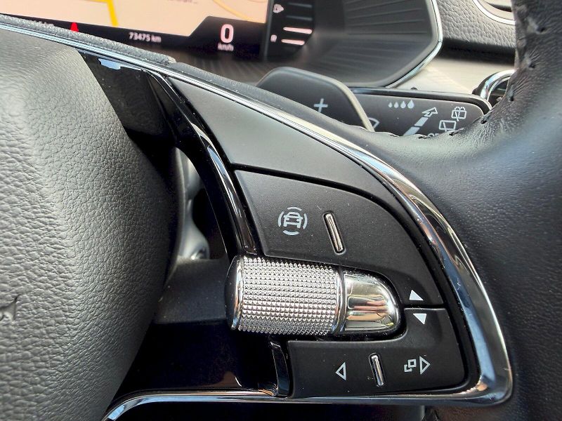 Škoda Superb (2022) 2.0 TSI 140kW Style Extra - fotka 13 z 35