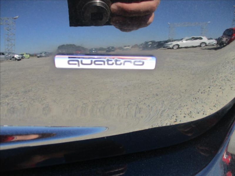 Audi A4 Avant 2,0 TDI, quattro, servis - fotka 39 z 45