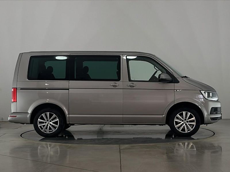 Volkswagen Multivan Comfortline DSG - fotka 16 z 28
