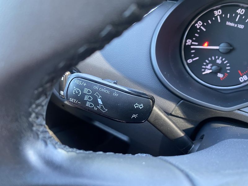 Škoda Octavia 1.4 TSI 103kW - 1xMAJ.-ALU-PDC - fotka 18 z 42