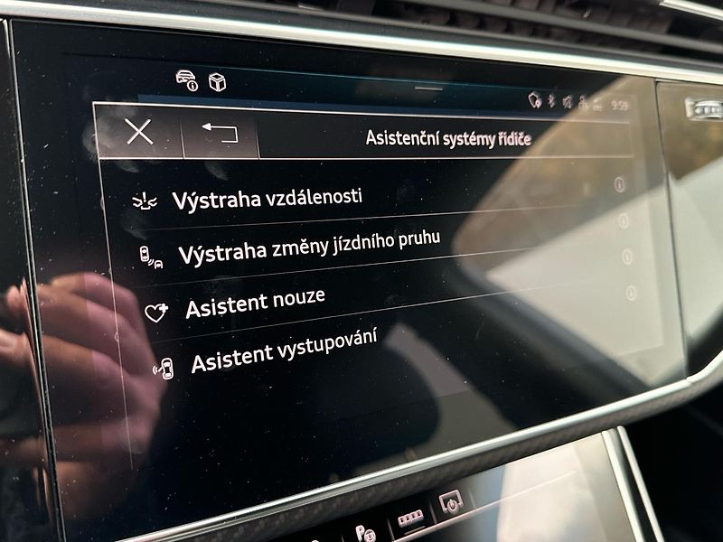 Audi Q7 50 TDI quattro S Line - fotka 21 z 23