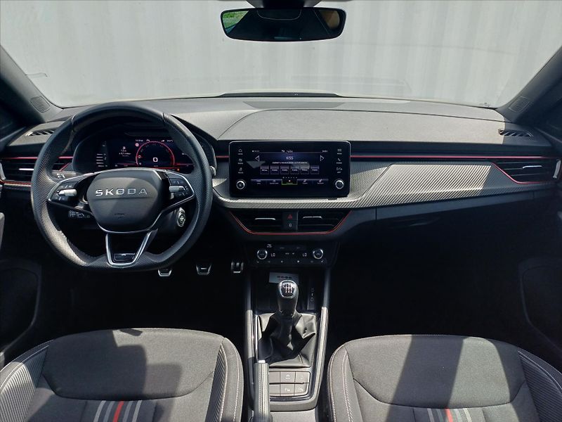 Škoda Kamiq 1,0   1.0TSI 85Kw MONTE CARLO - fotka 4 z 31