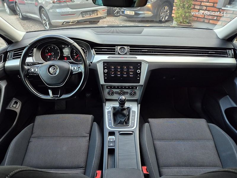 Volkswagen Passat Variant (2018) 1.4TSi 110KW ComfortLine  - fotka 22 z 54
