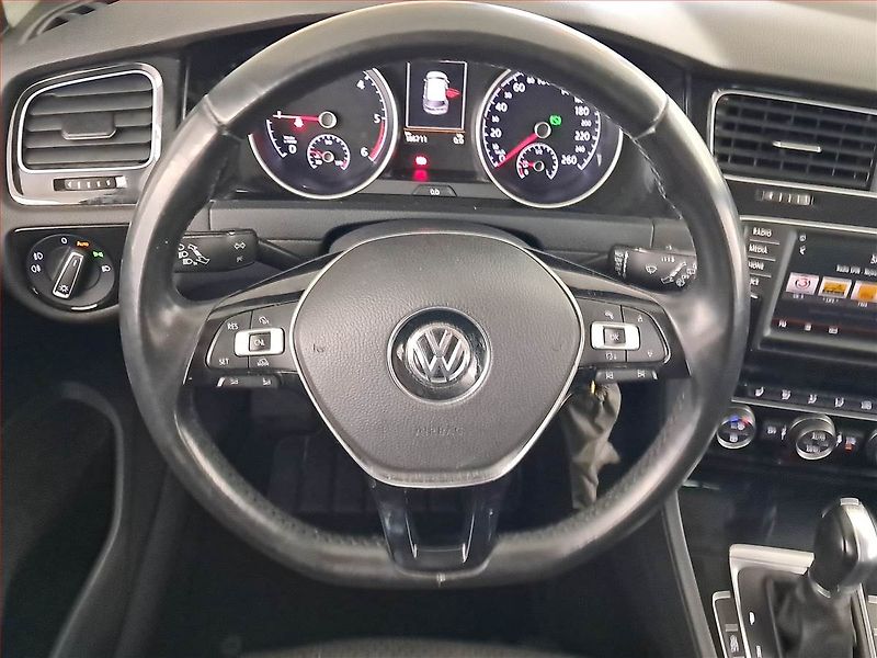 Volkswagen Golf (2015) Comfortline 2.0 TDI, Automat - fotka 22 z 22