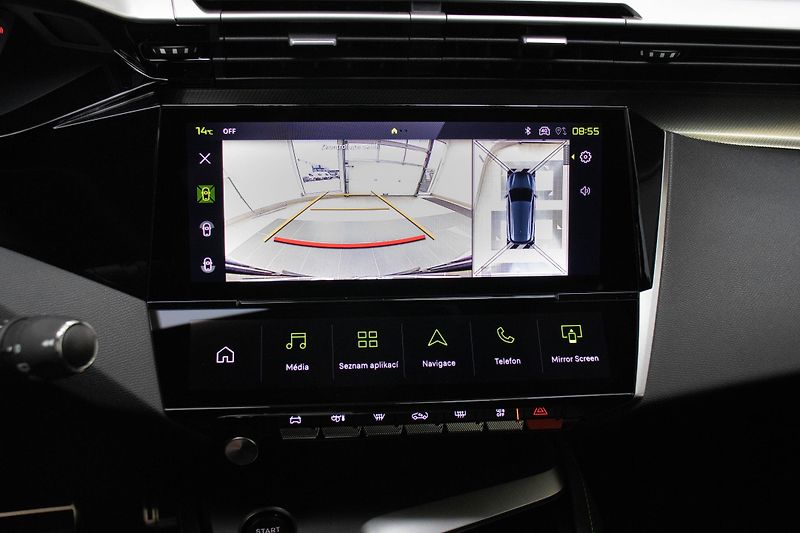 Peugeot 308 SW GT Hybrid 145 e-DCS6 - fotka 13 z 17