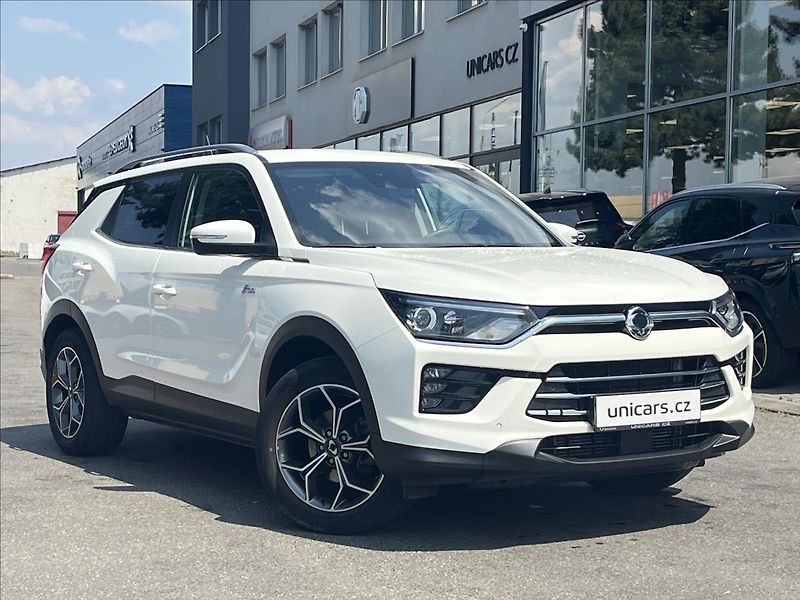 SsangYong Korando 1,5 TGDI  STYLE PLUS CZ - fotka 3 z 24