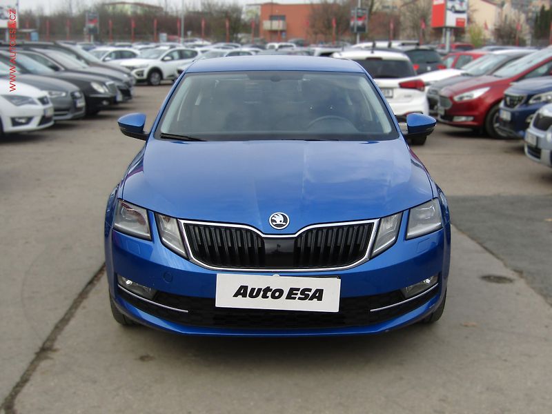 Škoda Octavia (2017) 1.6TDi, ČR, STK11/27 - fotka 2 z 18