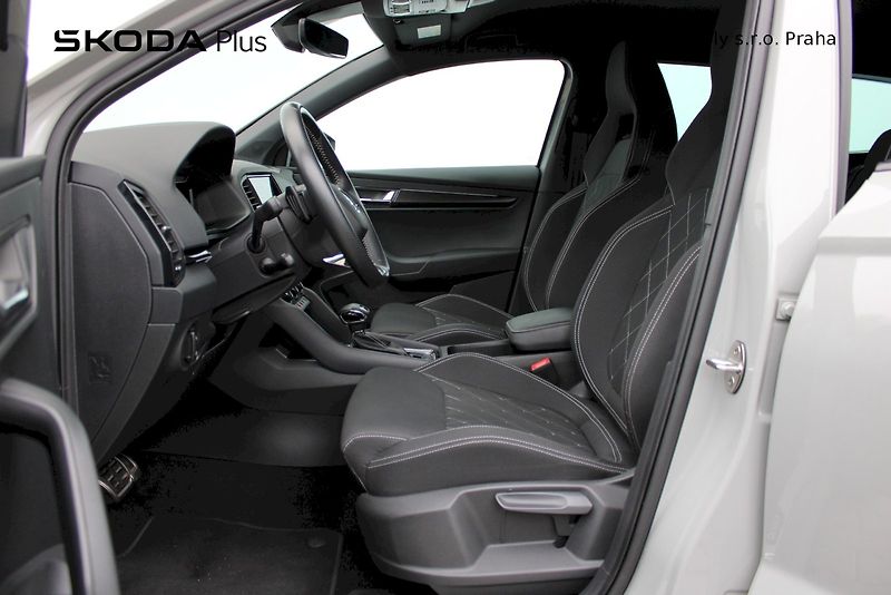 Škoda Karoq (2023) Sportline 1,5 TSI 110kW DSG - fotka 10 z 30