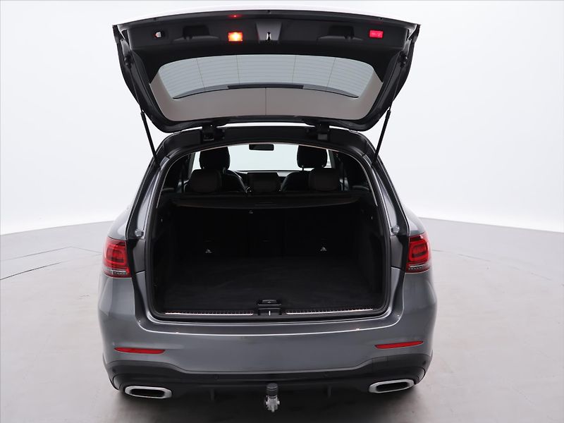 Mercedes-Benz GLC 2,0 220d 143kW 4X4 LED - fotka 9 z 37
