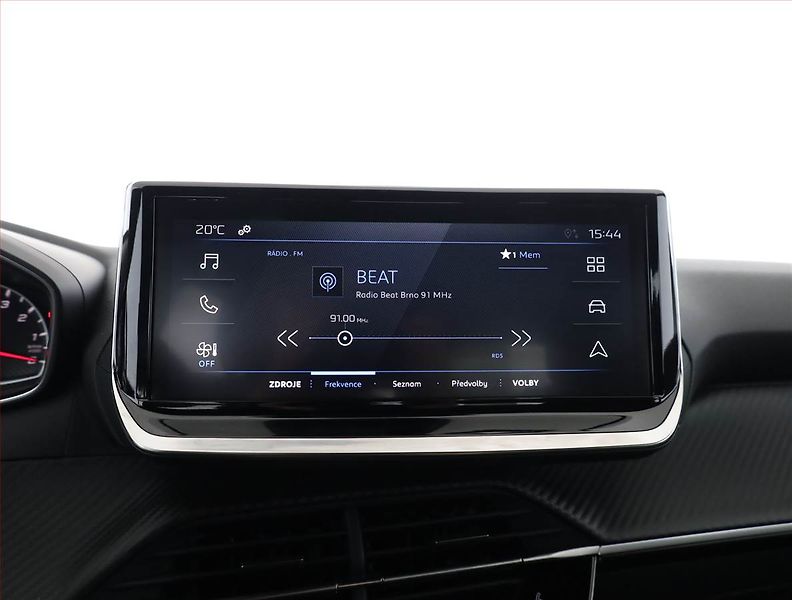 Peugeot 2008 (2025) Style 1.2 PureTech - fotka 11 z 18