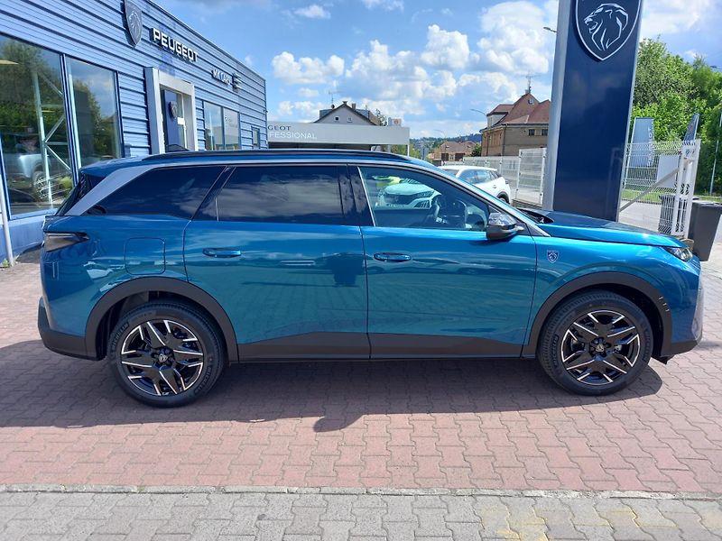 Peugeot 5008 (2026) GT Summer blue 145k e-DCS6 - fotka 6 z 39