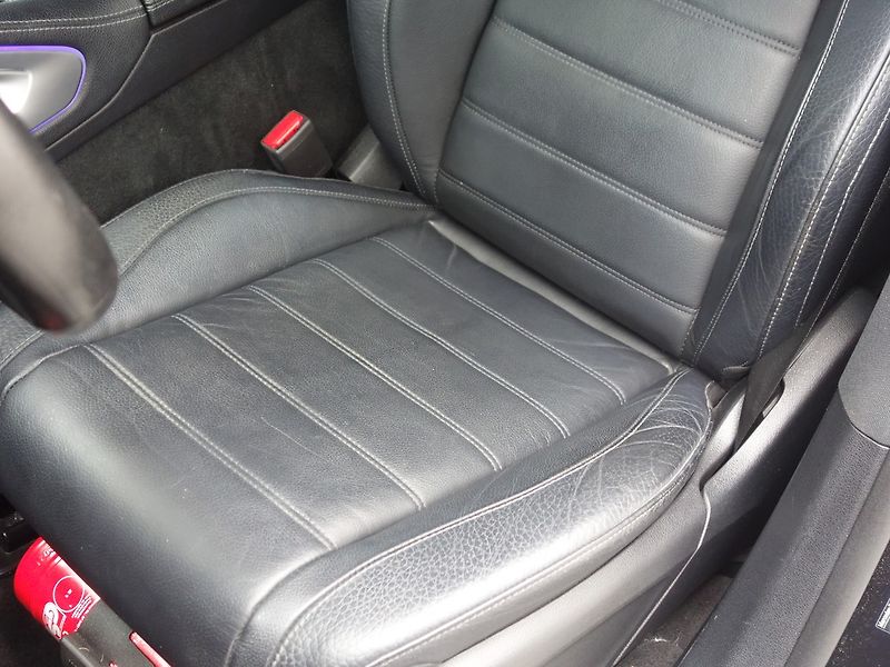 Mercedes-Benz GLE (2021) 400d*4M*AMG*PAN*WEBASTO*REZER! - fotka 14 z 50