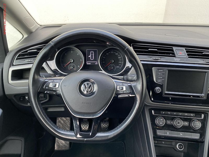 Volkswagen Touran (2017) 1.6 TDi, STK11/27 - fotka 11 z 19
