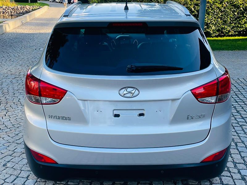 Hyundai ix35 2.0i MANUÁL VÝHŘEV SERVISKA - fotka 12 z 45