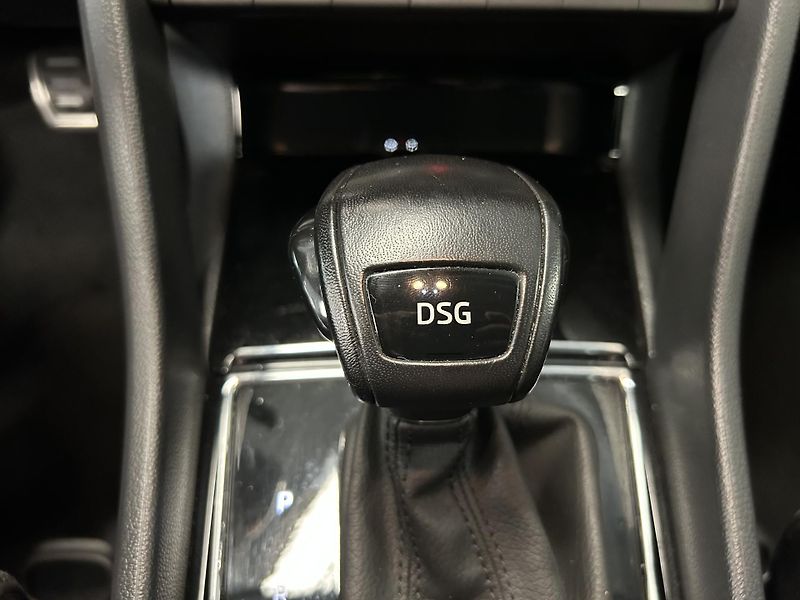 Škoda Karoq (2021) 1.5TSI DSG Style LED DCC TZ - fotka 8 z 27