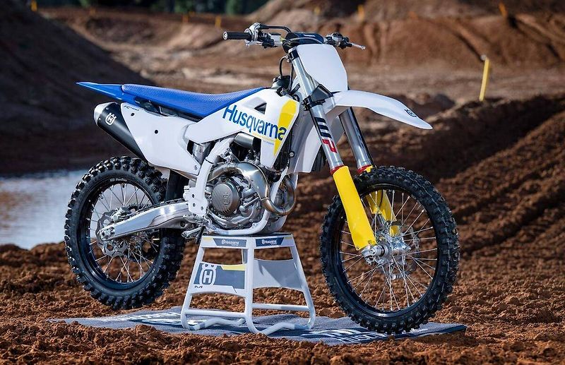 Husqvarna FC 450 (2027) 2027 - fotka 1 z 1