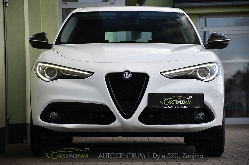 Alfa Romeo Stelvio 2,2JTD 154 KW 4x4 - fotka 8 z 50