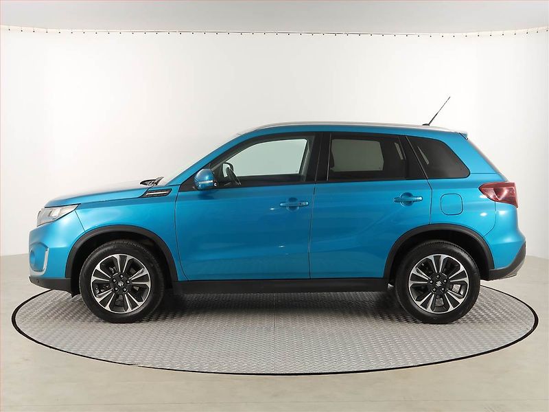 Suzuki Vitara (2024) Elegance 1.4 BoosterJet - fotka 3 z 17