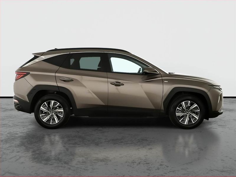 Hyundai Tucson (2023) 1.6 T-GDI 48V MHEV - fotka 6 z 20