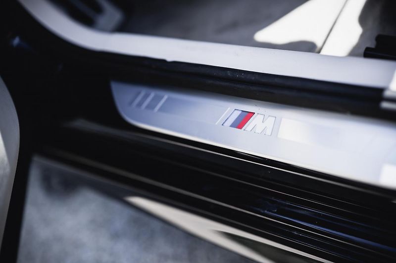 BMW Řada 8 (2022) 840i xDRIVE Gran coupé - fotka 35 z 51
